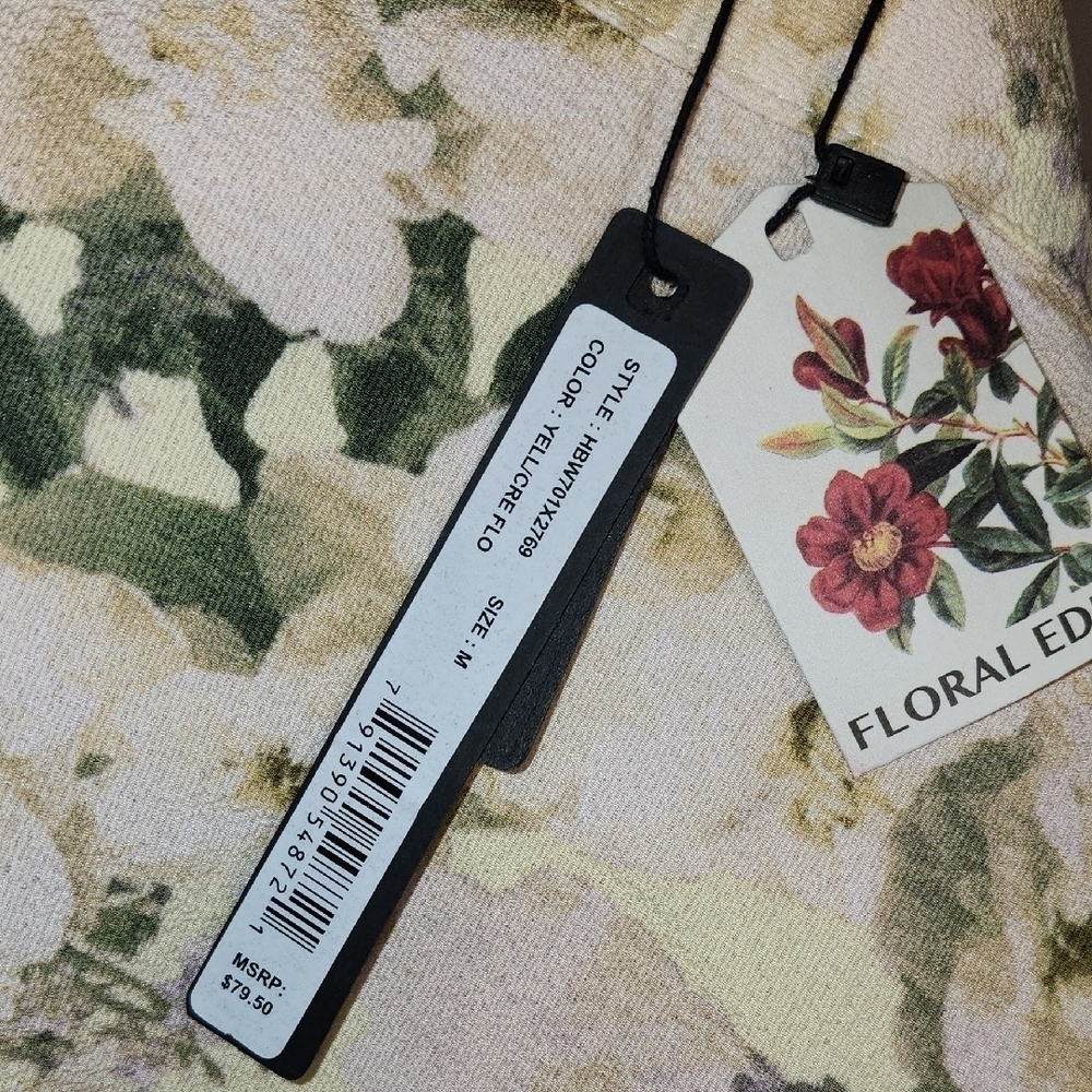 Elegant Floral Blouse - Cream and Green - Picture 7 of 11